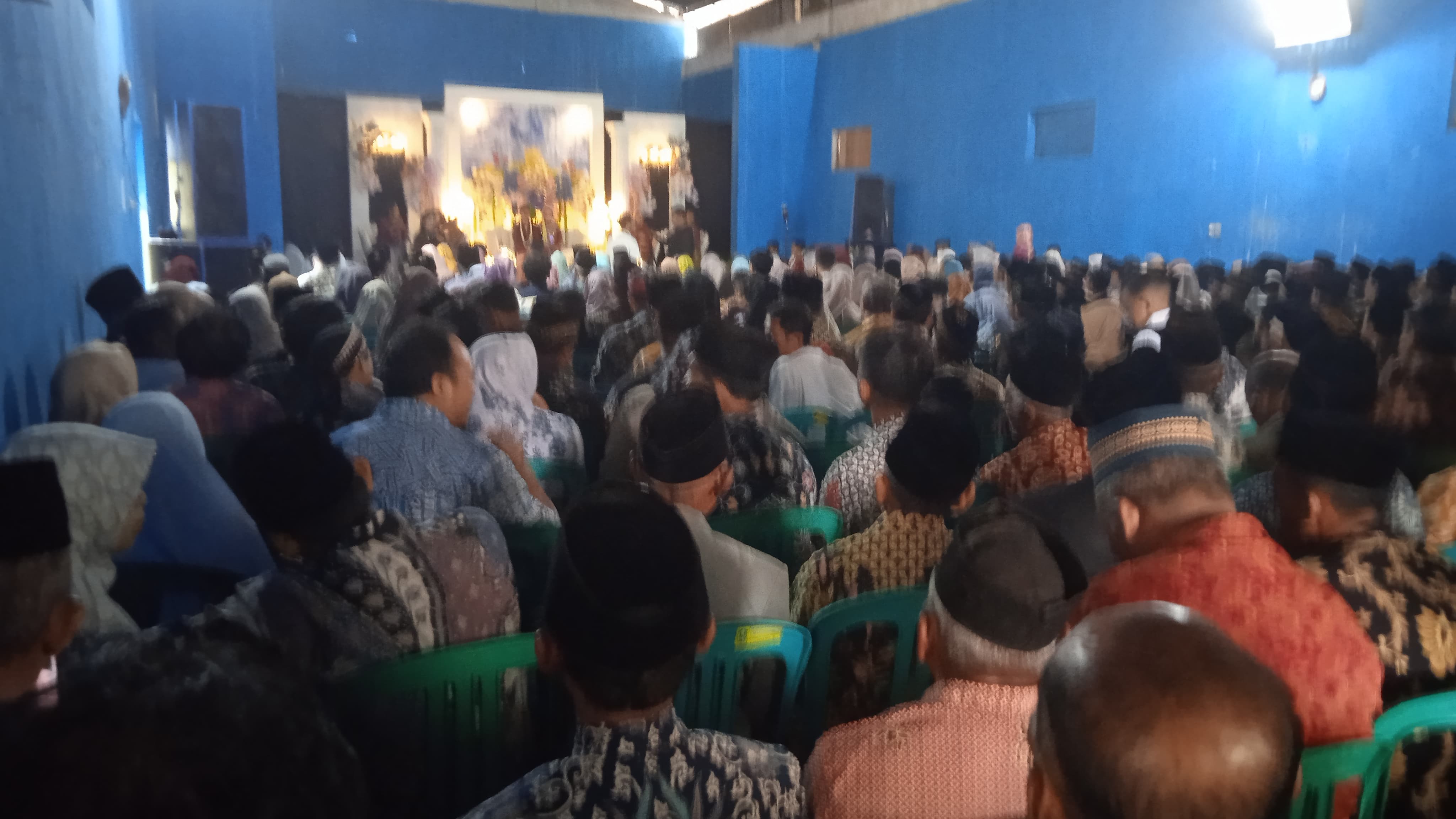 PENGGUNAAN BALAI DESA MANJUNG UNTUK PESTA/RESEPSI PERNIKAHAN