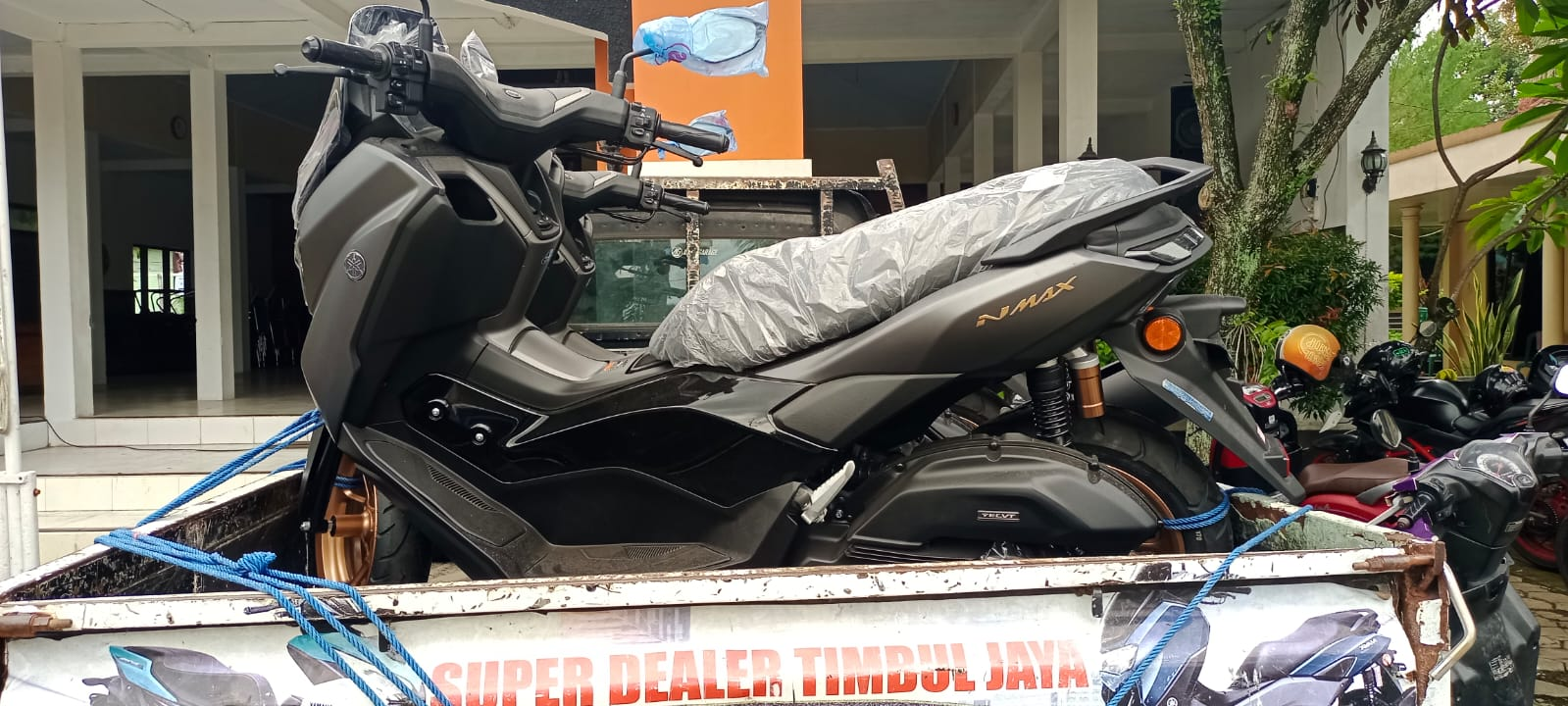 KENDARAAN MOTOR DINAS UNTUK KEPALA DESA 